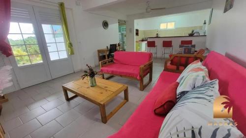 Maison de charme avec vue sur la mer à Sainte-Marie (Maison de charme avec vue sur la mer a Sainte-Marie) in Sainte-Marie