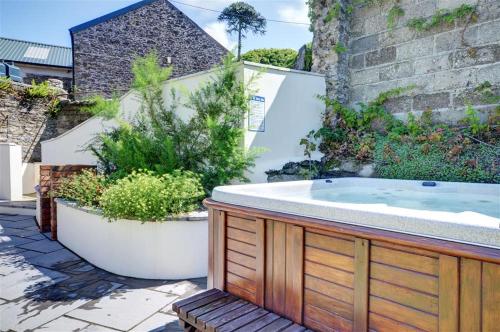 Iekārtas, 2 Bed in Muddiford oc-gran6 in Shirwell