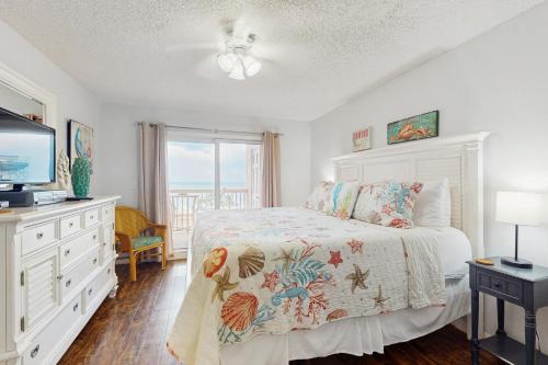 Beach Cottage 2402 in Clearwater Beach, USA