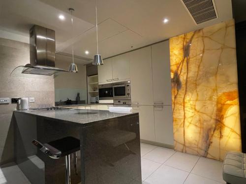 Luxe 2BR 2BA Apt Canary Wharf - West, Londyn (zdjęcie 11)