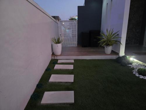 Location Escape in Carolina