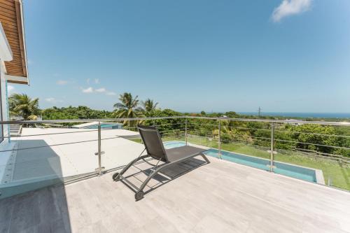 Villa Zetwal piscine jacuzzi vue mer in Mare Gaillard