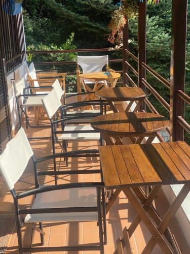 Το σαλέ της λίμνης (Το σαλε της λιμνης) in Kalyvia Fylaktis