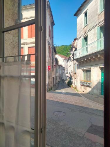 ทัศนียภาพ, Au coeur de Brantôme : superbe appartement (Au coeur de Brantome : superbe appartement) in บร็องตูม