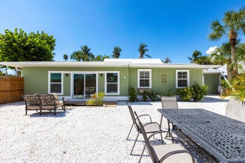Fishermans Island Village Hideaway! Steps2Sand in Longboat Key, Vereinigte Staaten von Amerika