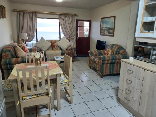 Pub/Lounge, 110 Bay View  in Brenton