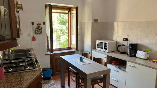 La casina nel Borgo in Четона