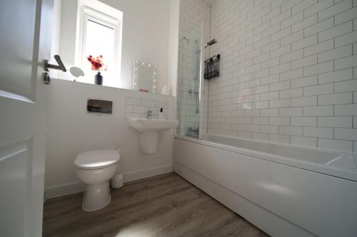 Modern & Family-Friendly 2-Bed Near O2 Academy, Sleeps 4, Free Parking & WiFi Included, Birmingham (fotografie 3)