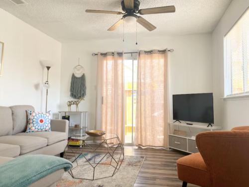 Lovely Home Central Coalinga