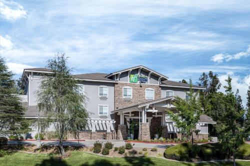 A szálláshely kívülről, Holiday Inn Express & Suites San Dimas by IHG in San Dimas