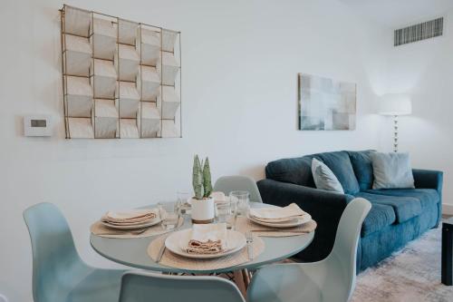 Beehive Loft near Tracy Aviary