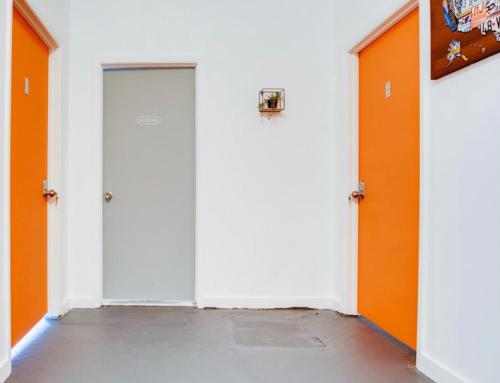 The Miami Hostel - Women Rooms -Men Rooms -Fast Wi-Fi - Free Coffee - 24hr check in Available (The Miami Hostel -FREE Breakfast Waffles - FREE DINNER - Free Coffee or Tea - No Mix - Dorms Airport) in 邁阿密市區/市中心