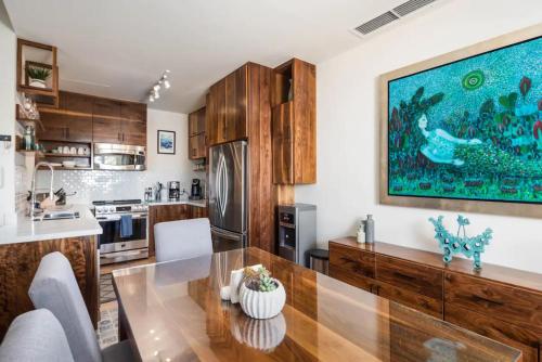 Casa Monmar with Golf Cart, Housekeeping and Beach Club Access in La Paz, Mexico