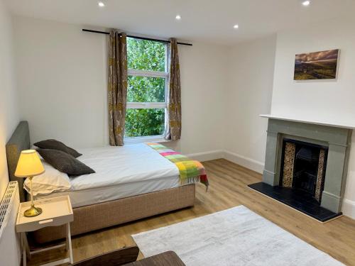 The Finchley Grand Flat II, Londýn