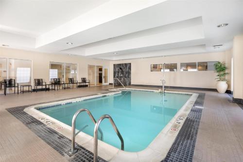 Best Western Bar Harbour Inn - image 10