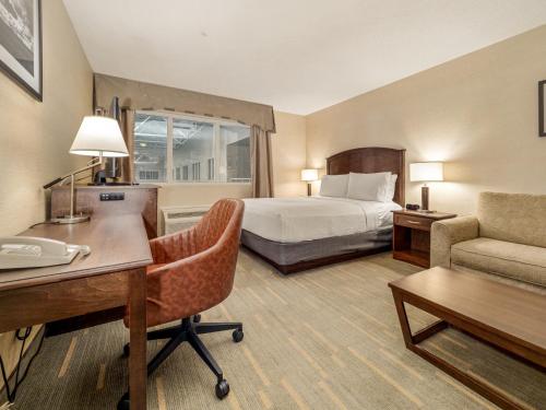 Holiday Inn Lethbridge