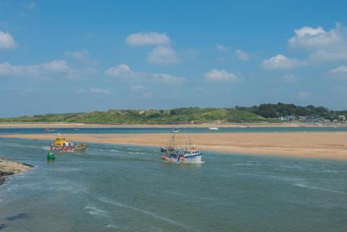 บริการและสิ่งอำนวยความสะดวก, Shellseekers in แพดสโตว์