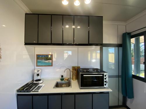 ห้องครัว, MOOREA - Naku Kahi Bungalow 2 in มาเทีย