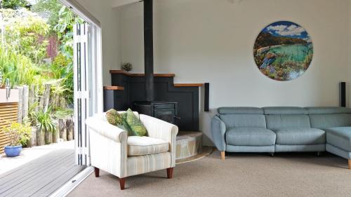 Private Beach House with Heated Pool & Hot Tub, Auckland (Foto 9)
