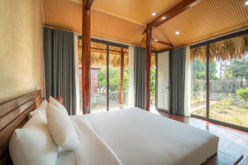 Biệt Thự Suite 3 Phòng Ngủ Có Bể Bơi