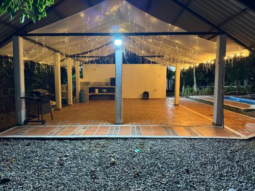 Alquiler casa campestre con piscina Villavicencio in Palicare