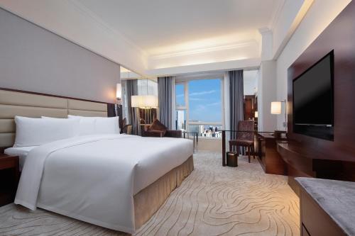 Grand Sun City Hotel-Located city center Metro Access in Furong