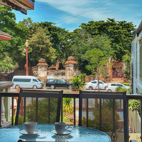 Baan Inta Hostel - บ้านอินตาโฮสเทล