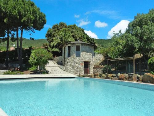 Apartment in Elba with Panoramic Views, Rio nellʼElba (photo 8)