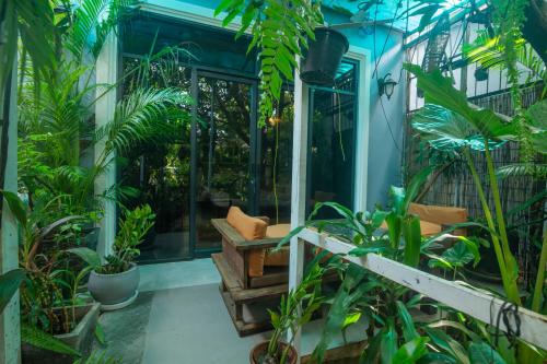 Kert, Koemle Home in Tuek Vil