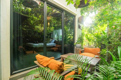 Ételek és italok, Koemle Home in Tuek Vil