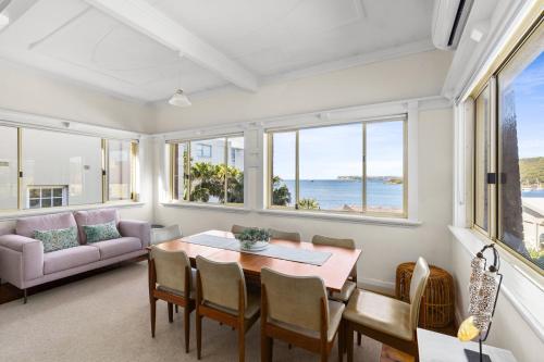 Fairlight 2-Bed Apartment Steps from the Beach - image 6