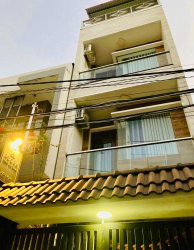 芹苴 Adora Central Park hostel with rooftop and floating market tour 3星级 酒店 泳池