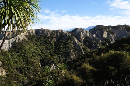 . The Shearers Quarters - Kaikoura Holiday Home