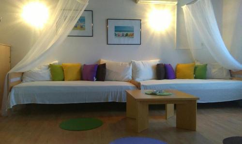  Apartment Roko in Rogač