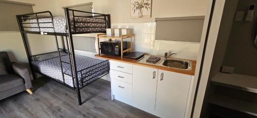 Drummond Cove Holiday Park Home in Geraldton
