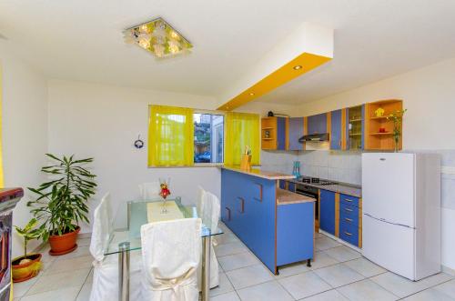  Apartments Lendic in Split