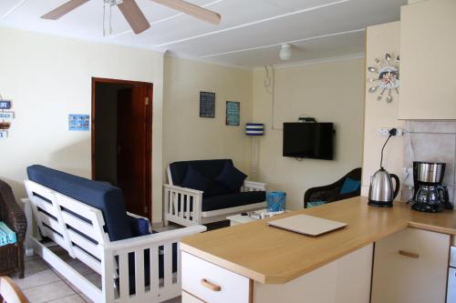 3 bedrooms, 5 beds
