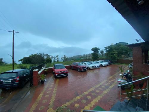 Prime Villa & Restaurant in Gureghar