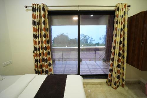 Prime Villa & Restaurant in Gureghar