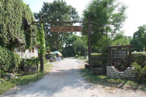  Agriturismo al Ranch, Castello dʼAviano bei Cadola