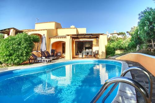 Villa Verde splendida villa con piscina - Stintino Via Limbara 29A Sardegna