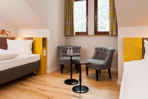 Hotel zum Taufstein 6.6km von Sinntal entfernt