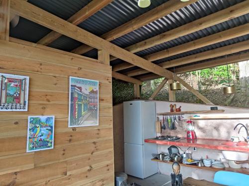 кухня, cabane entre les arbres famille in Bas Vent