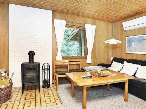 6 person holiday home in Læsø-By Traum in 萊索島