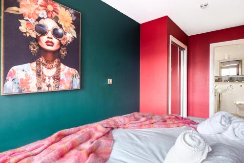 Penthouse Botanica- Wyndale Signature Stays - image 2