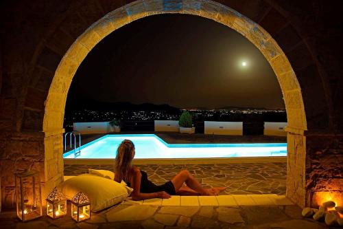 Mediterranean Villa Megara gîte à louer Karatzádhes