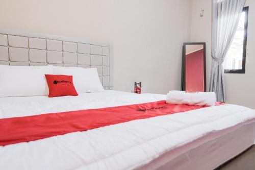 Chambre, RedDoorz Syariah near Hajimena Lampung near Aéroport de Radin Inten II