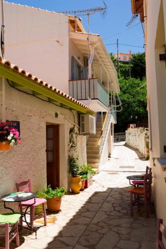 Central Studios in Agios Nikitas pedestrian zone 4