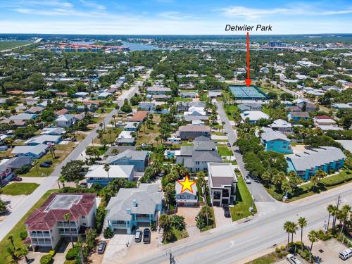 Barefoot Bungalow in New Smyrna Beach, USA
