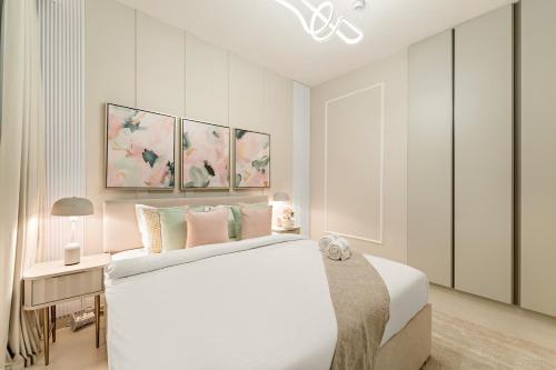 Prime 2BR Retreat, Creek Harbour Views & Comfort Near Restaurants, Dubaï (photo 8)